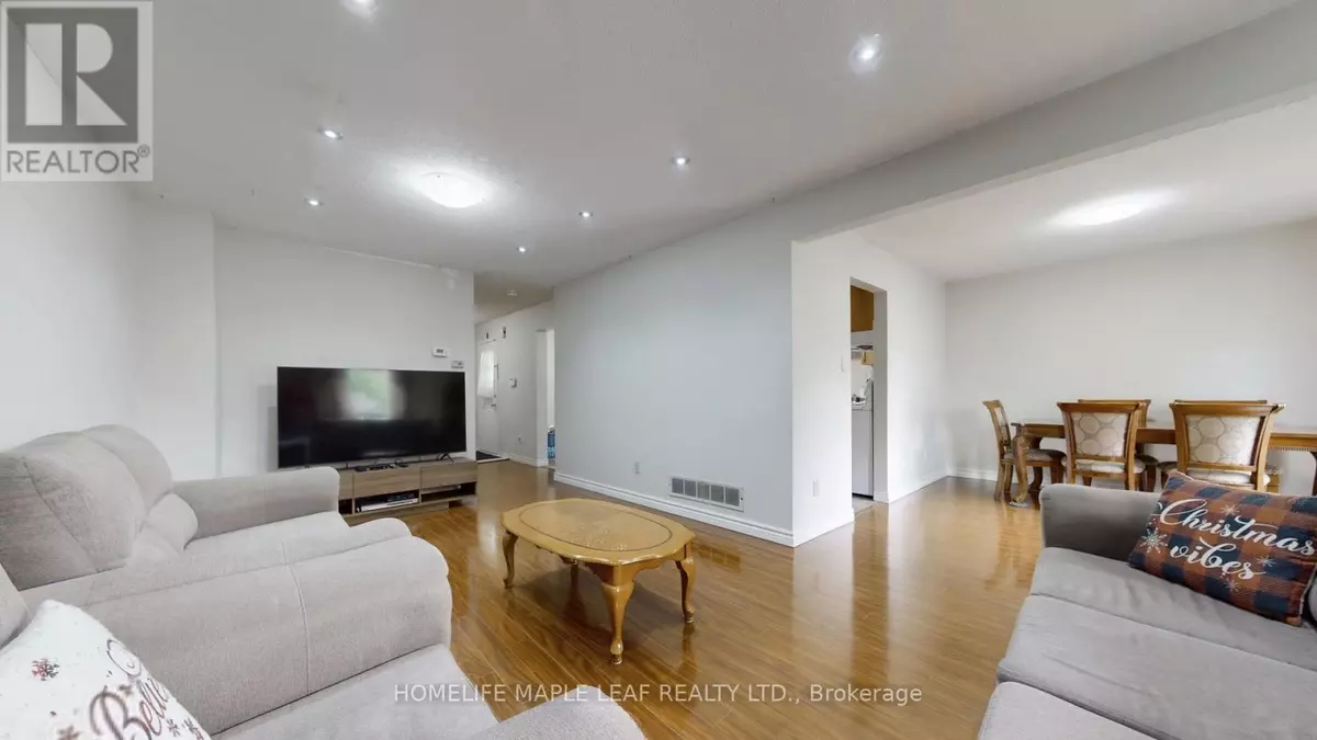 Toronto (rouge), ON M1X1J2,39 LAMAY CRESCENT