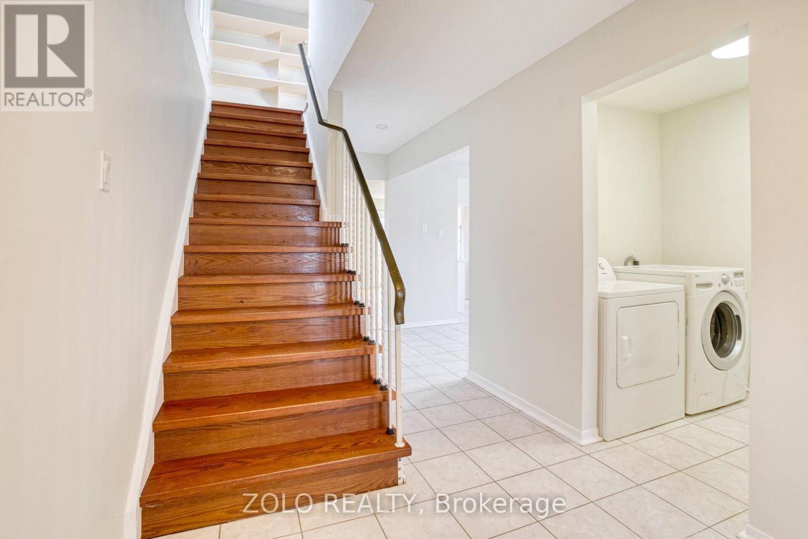 Toronto (milliken), ON M1V1W5,136 GOLDHAWK TRAIL