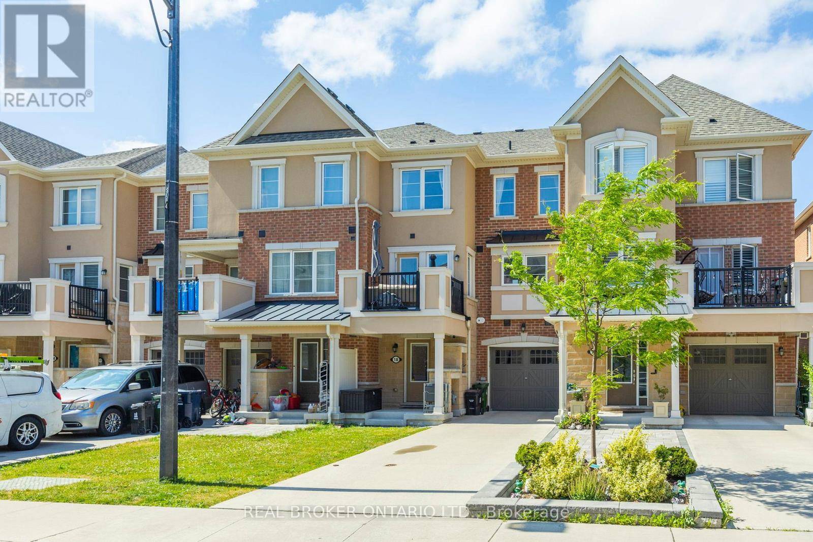 18 FUSILIER DRIVE, Toronto (clairlea-birchmount), ON M1L0J4