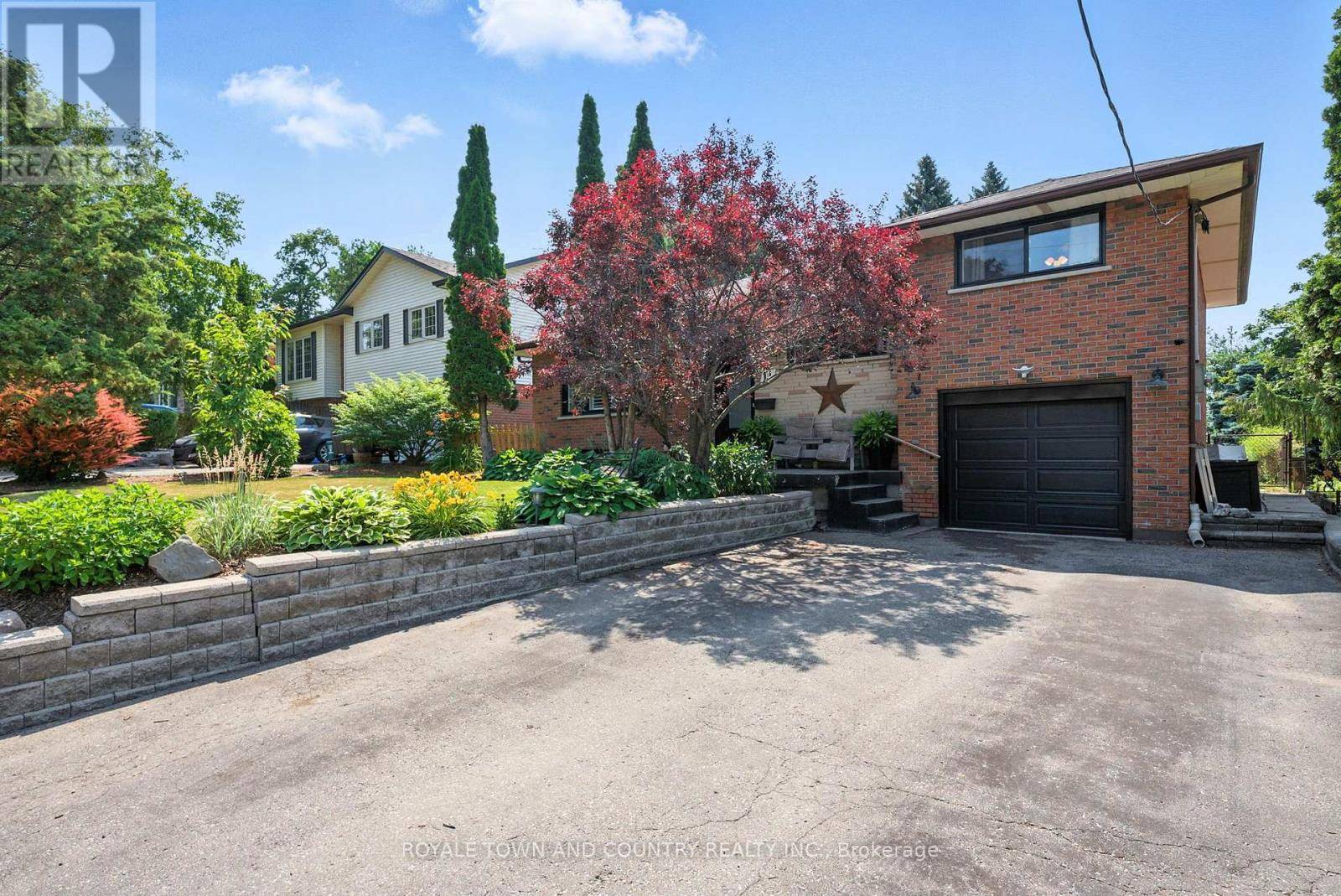 11 BELLWOOD DRIVE, Whitby (blue Grass Meadows), ON L1N2E3