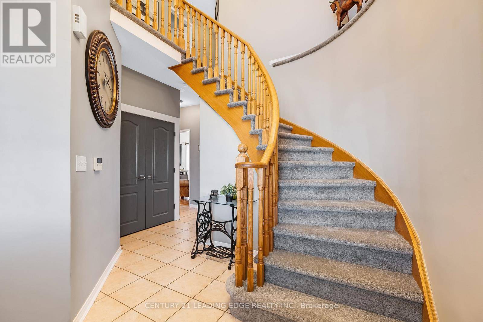 Whitby (brooklin), ON L1M2C4,53 KINROSS AVENUE