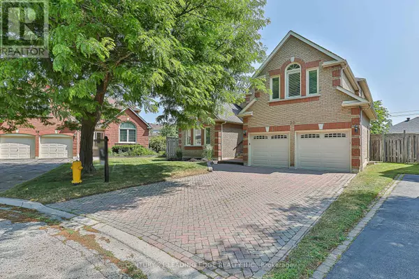30 WIGSTON COURT, Whitby (rolling Acres), ON L1R2B9