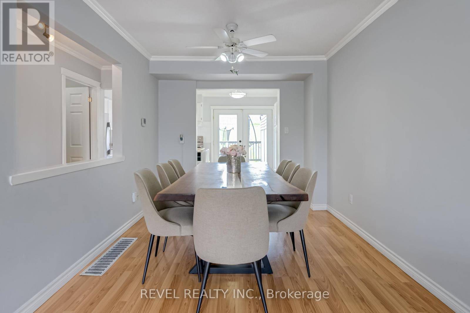 Oshawa (donevan), ON L1H8A4,909 SOUTHRIDGE STREET
