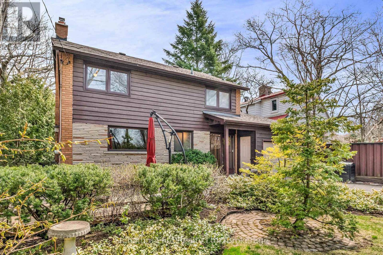 Toronto (cliffcrest), ON M1M3L6,83 ALLISTER AVENUE