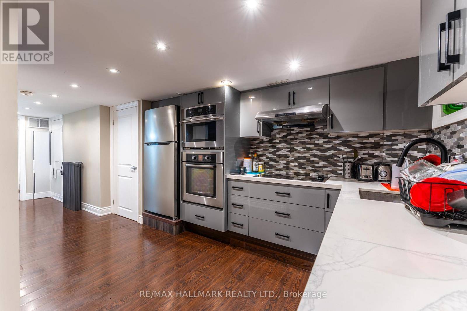 Toronto (south Riverdale), ON M4M2Y2,45 Marjory AVE #Bsmt