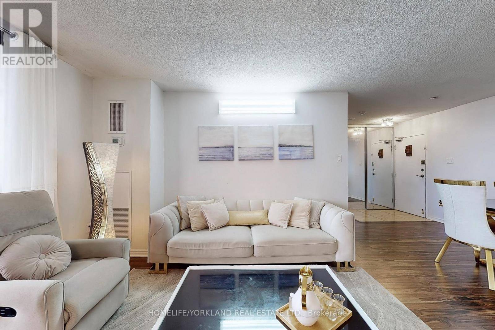 Toronto (dorset Park), ON M1P4V3,301 Prudential DR #1111