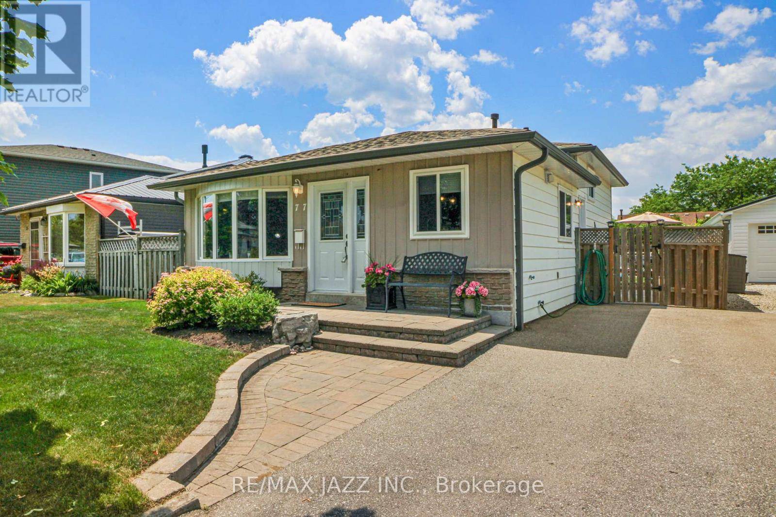 77 SWANSTON CRESCENT, Ajax (south West), ON L1S3J5