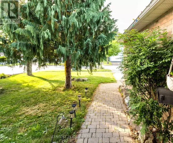 Clarington (courtice), ON L1E1N4,13 ALDERBROOK DRIVE