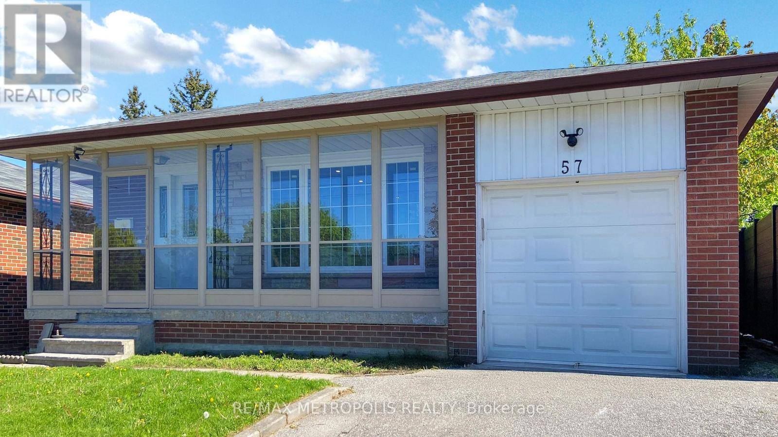 Toronto (woburn), ON M1G1L6,57 ANGORA STREET
