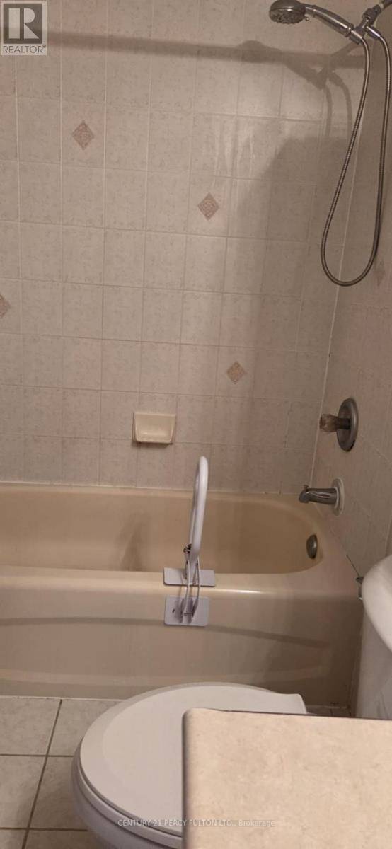 Toronto (west Hill), ON M1E2P8,LOWER LEVEL - 4651C KINGSTON ROAD