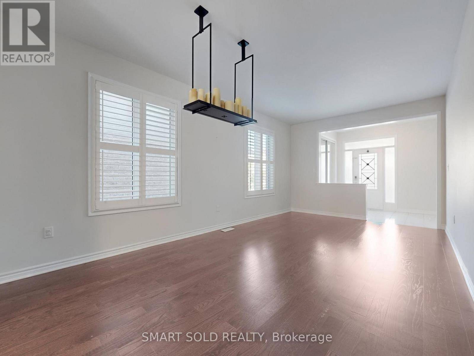 Pickering, ON L1X0G3,1044 CAMEO STREET