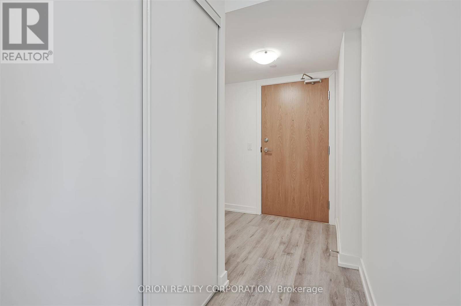 Pickering (bay Ridges), ON L1W0C4,1435 Celebration DR #409