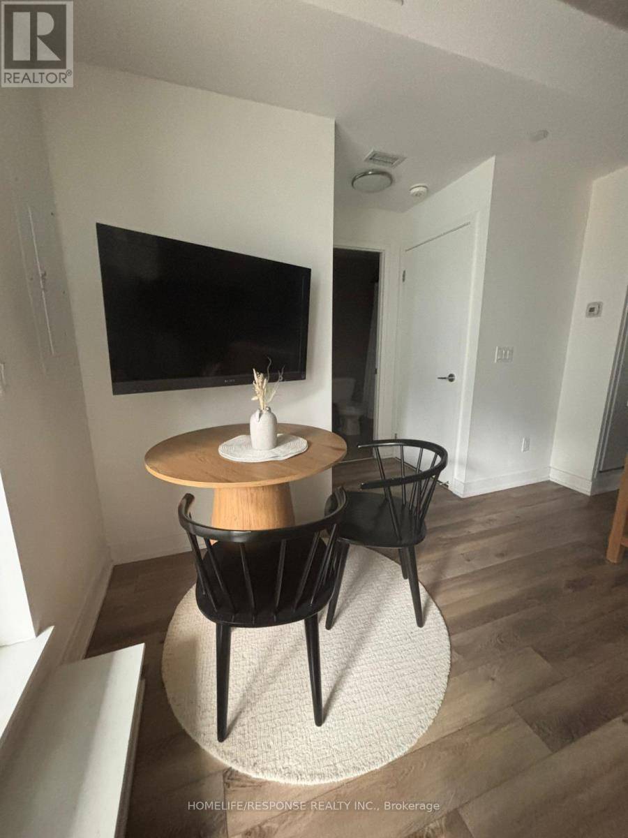 Toronto (south Riverdale), ON M4M0E8,30 BASEBALL PL #304