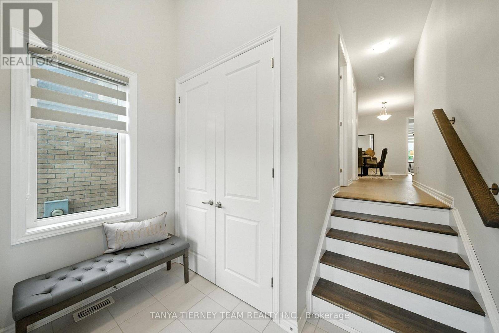 Whitby (rolling Acres), ON L1R0P9,95 BREMNER STREET