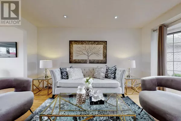 Toronto (highland Creek), ON M1C3R9,42 Grantown AVE #Upper