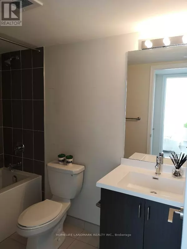 Toronto (malvern), ON M1B0C4,80 Orchid Place DR #201