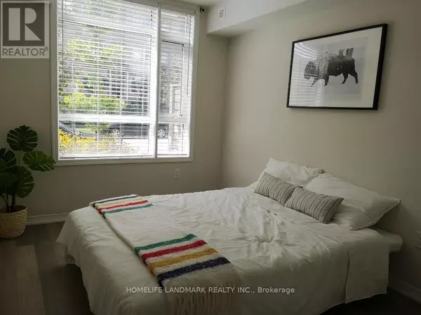 Toronto (malvern), ON M1B0C4,80 Orchid Place DR #201