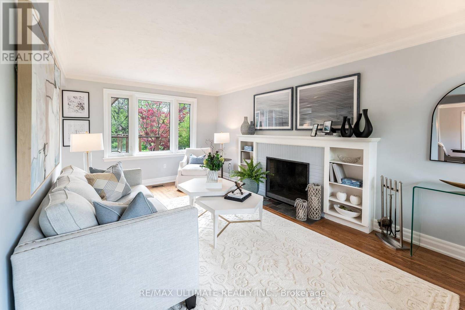 Toronto (cliffcrest), ON M1N3Z8,69 MIDLAND AVENUE