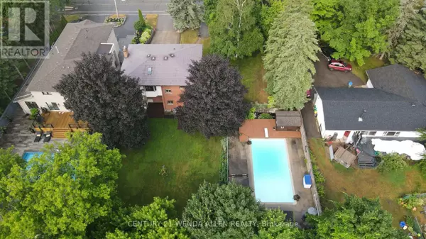 Pickering (highbush), ON L1V1L5,1873 WOODVIEW AVENUE