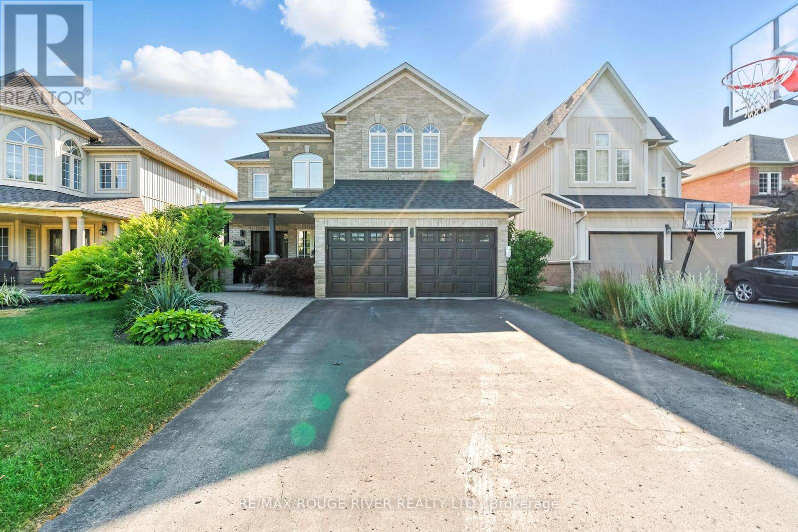 14 MACKEY DRIVE, Whitby (lynde Creek), ON L1P1P5