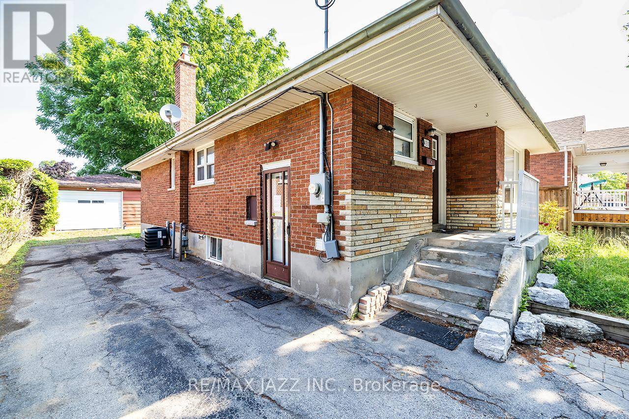 Oshawa (mclaughlin), ON L1J2V7,430 RIDGEWAY AVENUE