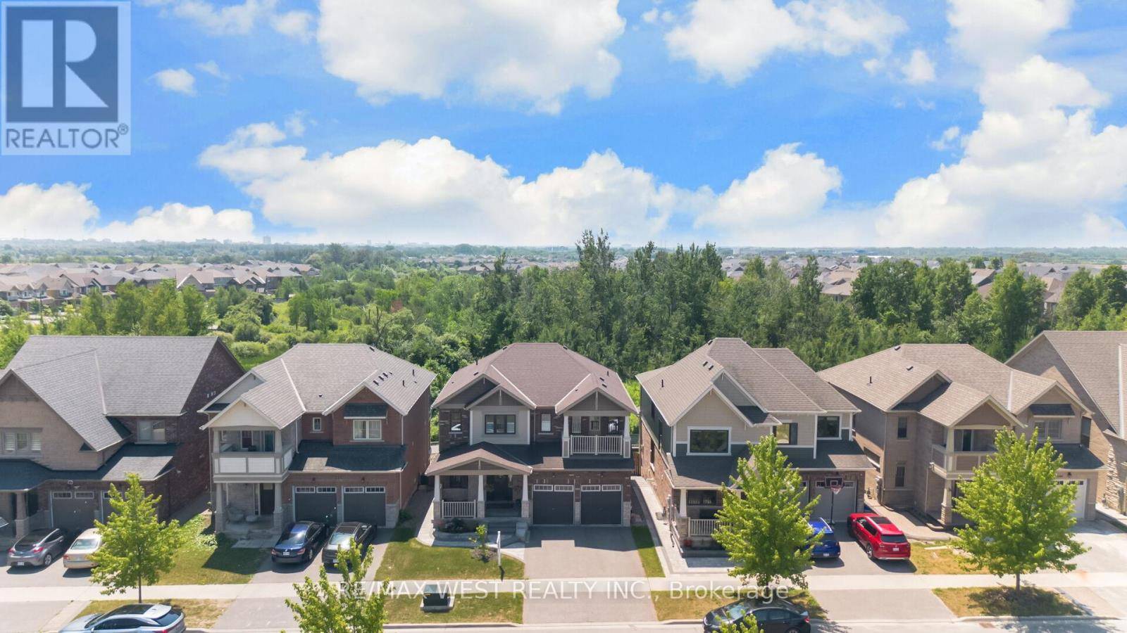 Oshawa (windfields), ON L1L0J8,207 SYMINGTON AVENUE