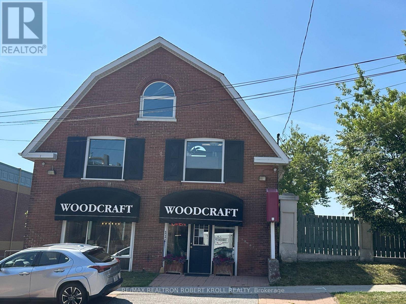 111 DUNLOP STREET W, Whitby (downtown Whitby), ON L1N6A4