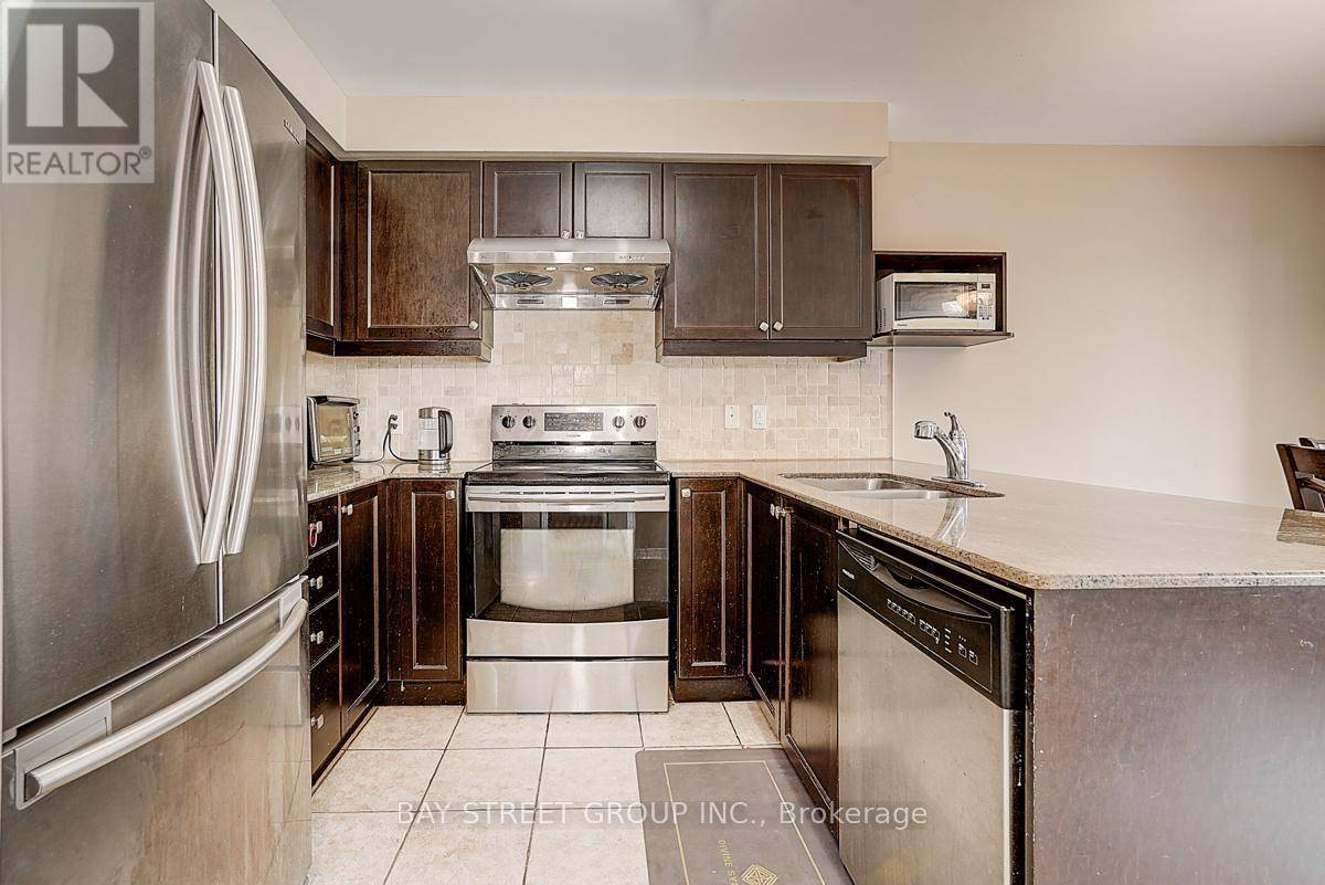 Oshawa (pinecrest), ON L1K0M6,1322 WHITELAW AVENUE