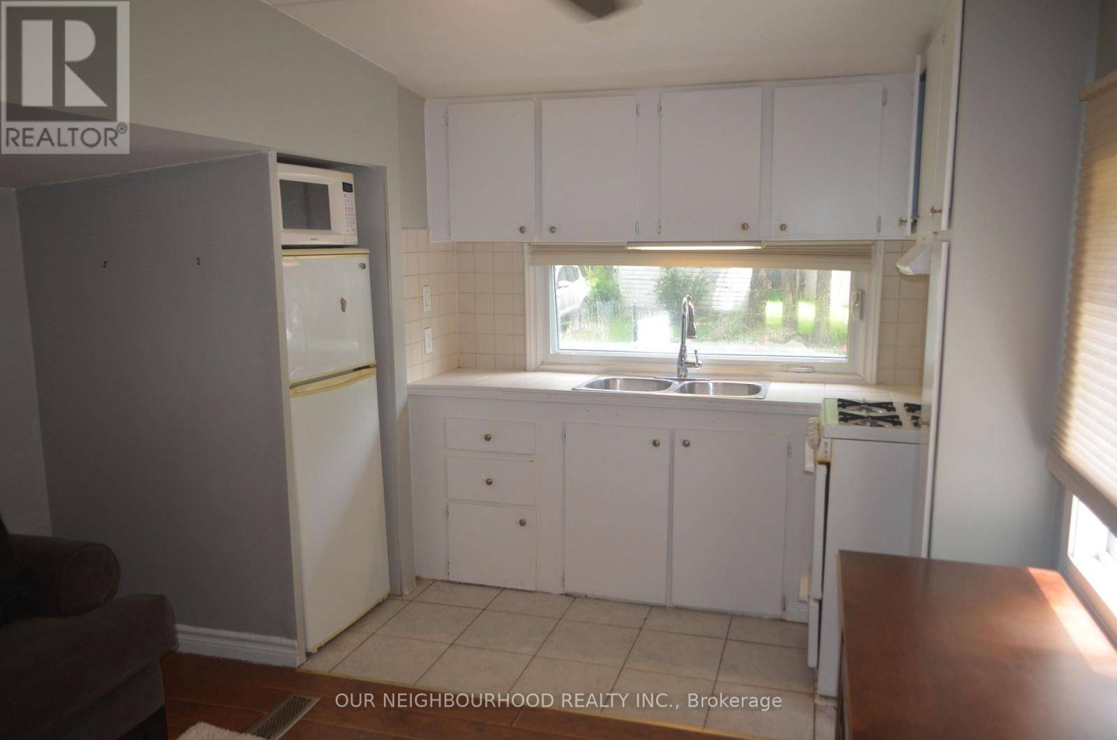 Clarington (newcastle), ON L1B1K7,623 King AVE East #18