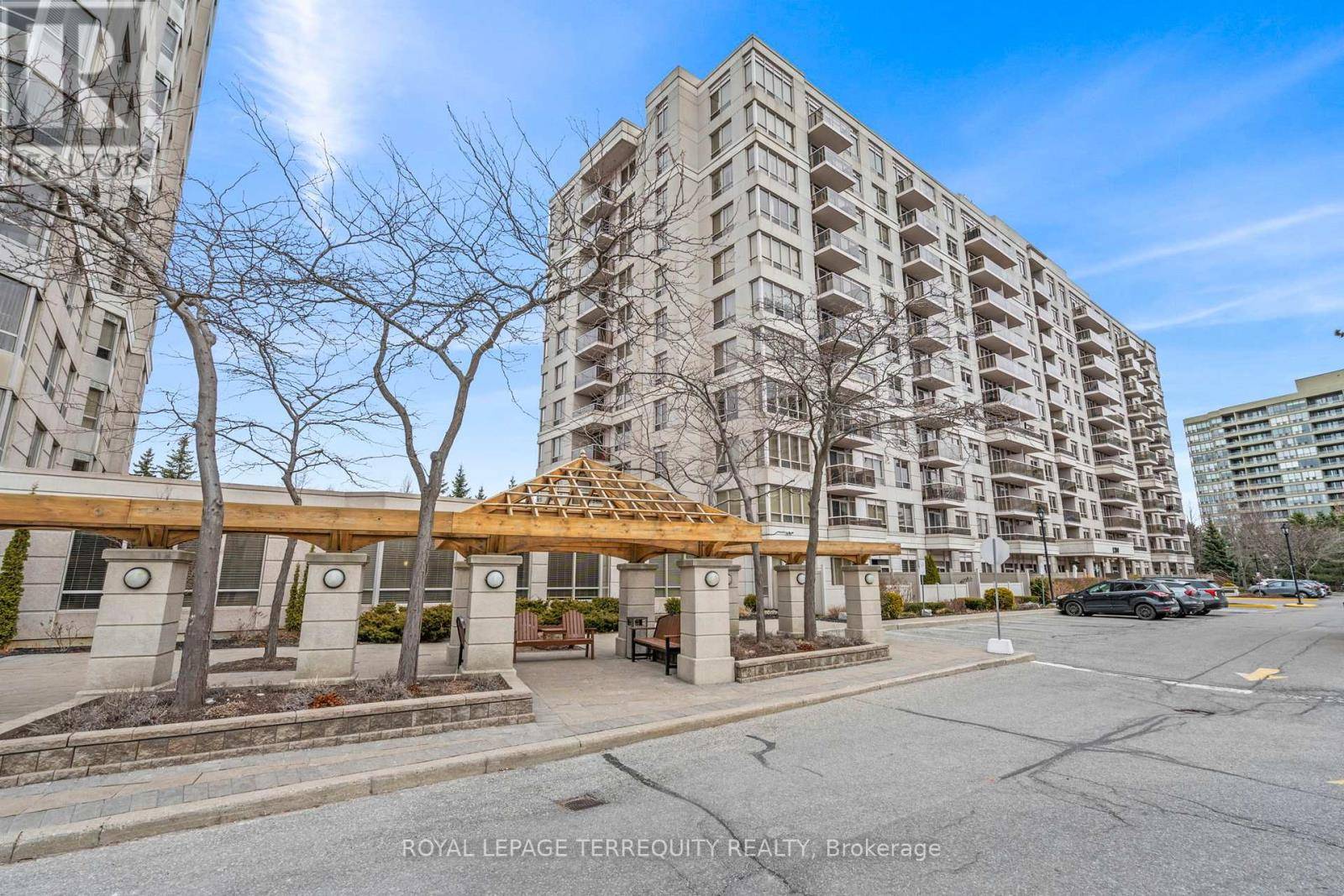 Pickering (town Centre), ON L1V6V3,1200 The Esplanade N #514