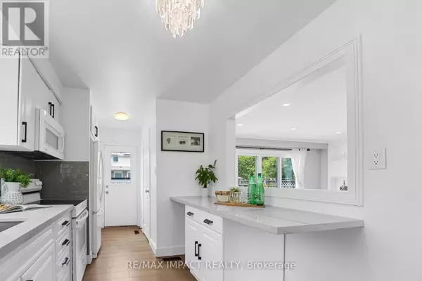Oshawa (samac), ON L1G6V1,1395 TAMPA CRESCENT