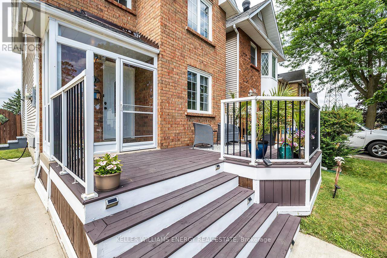 Oshawa (samac), ON L1K1M9,340 POMPANO COURT