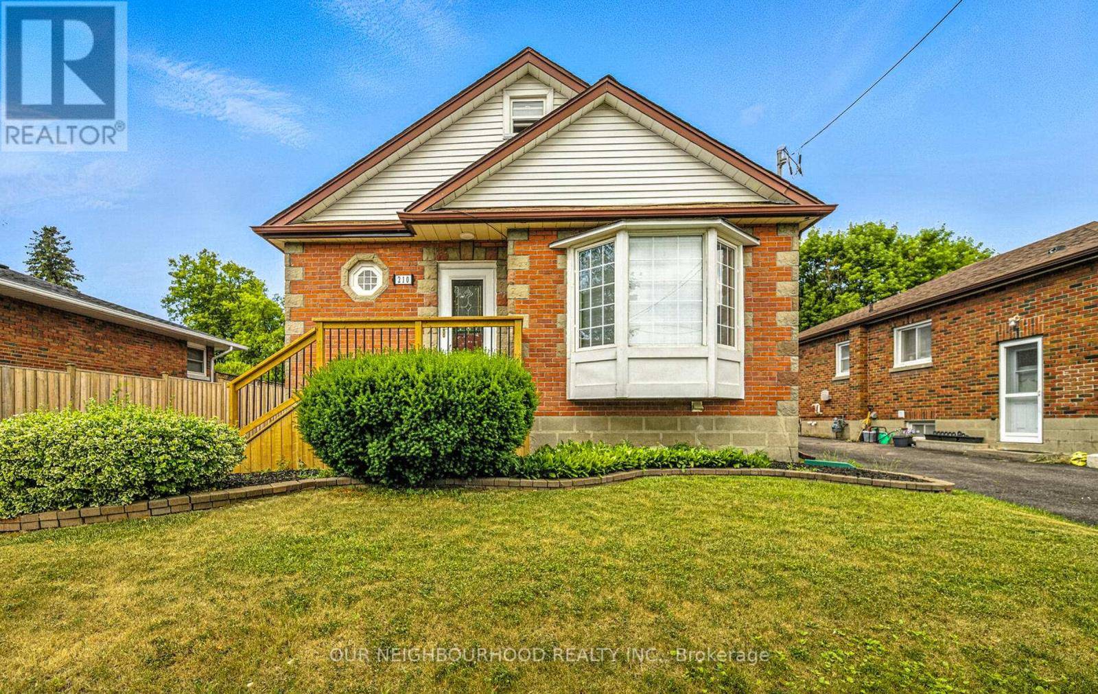 210 CHADBURN STREET, Oshawa (central), ON L1H5V6