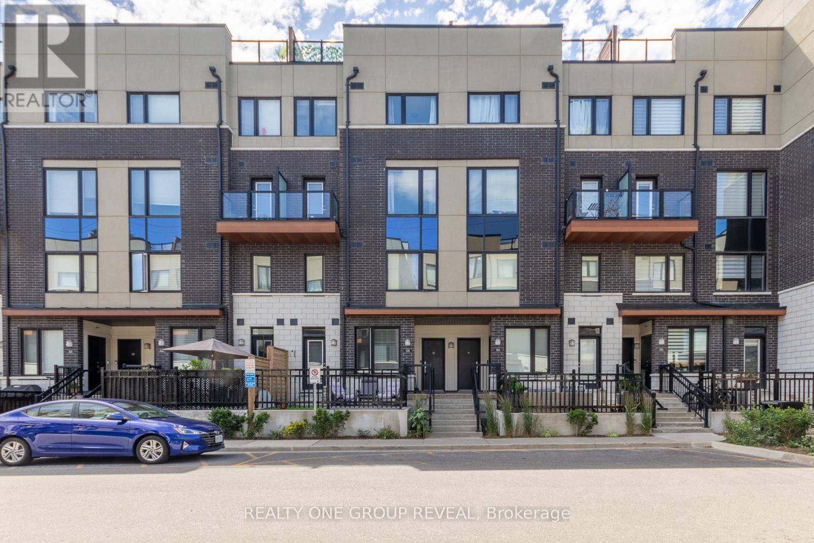 1555 Kingston RD #118, Pickering (town Centre), ON L1V0E9