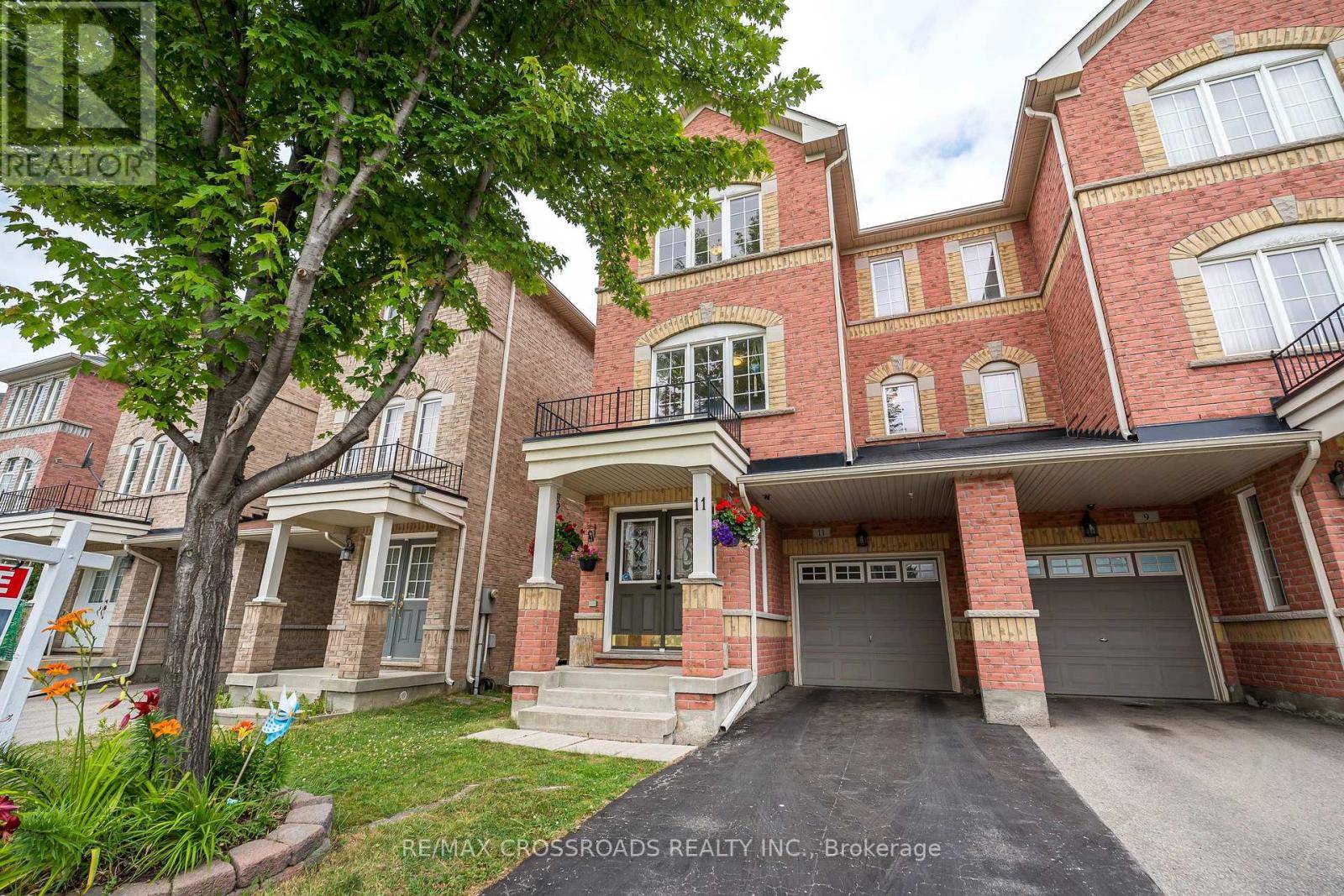 11 PILKINGTON DRIVE, Toronto (clairlea-birchmount), ON M1L0B7
