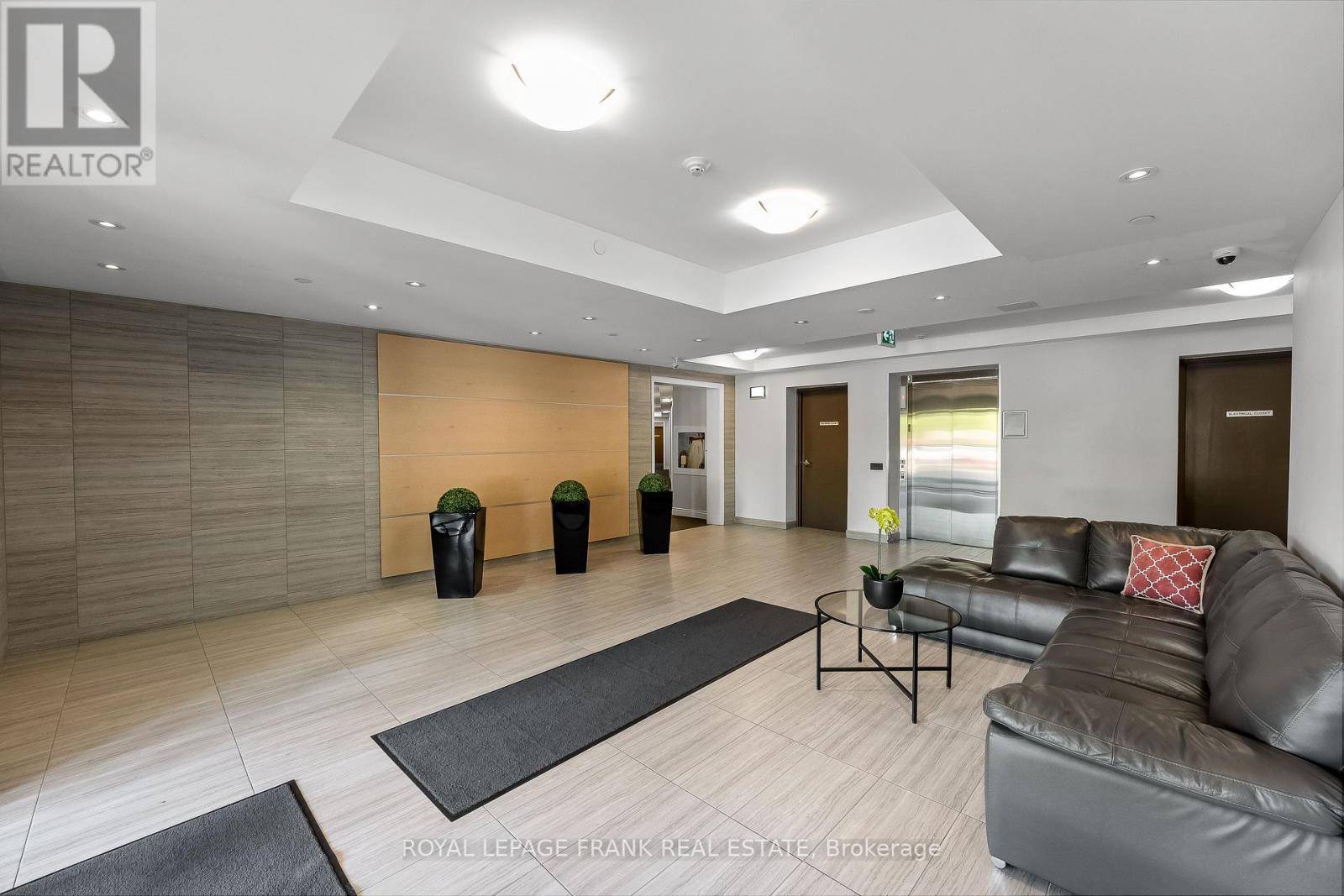 Clarington (bowmanville), ON L1C0V4,80 Aspen Springs DR #405