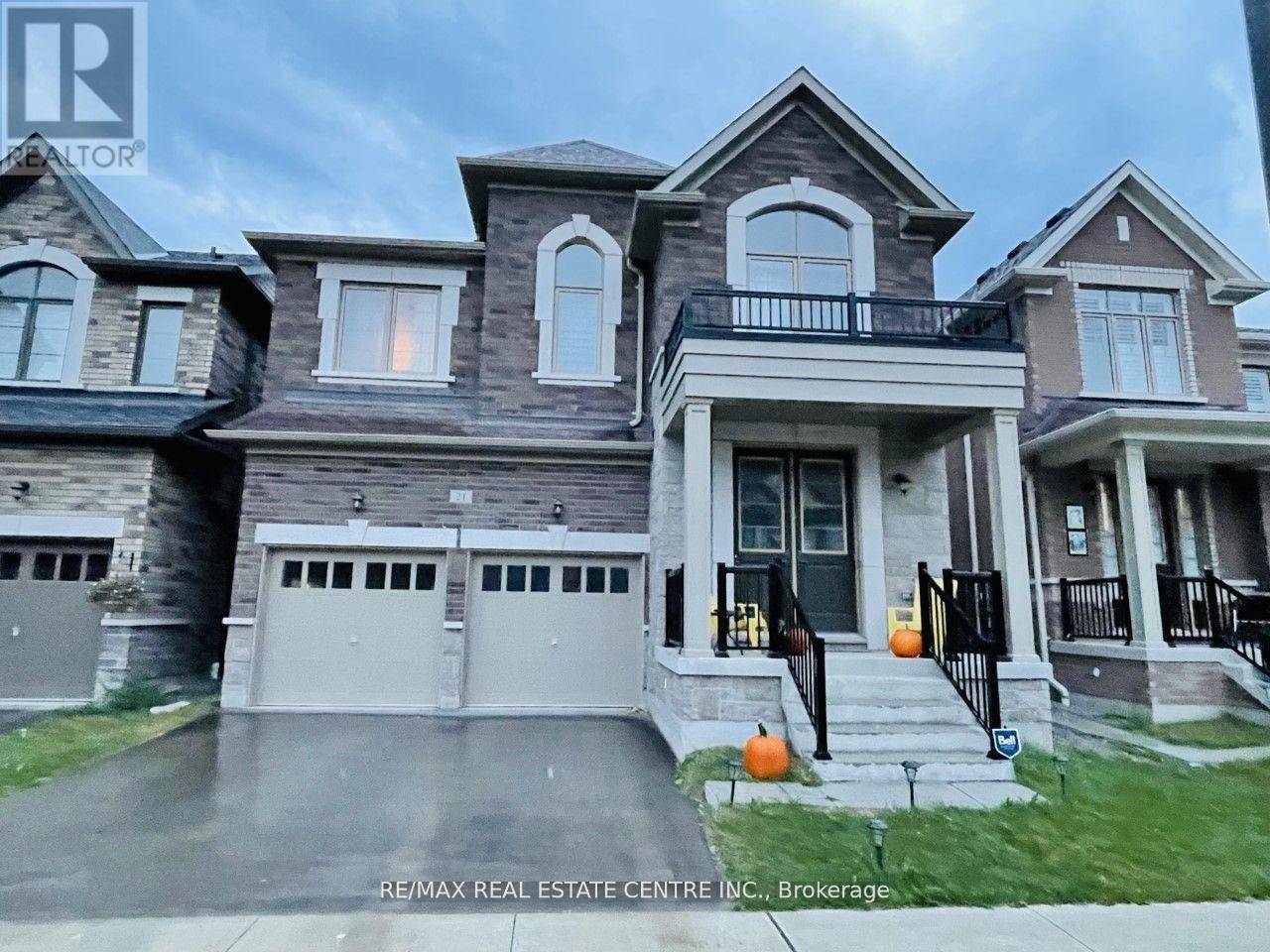 21 Whitefish ST #Upper, Whitby, ON L1P0K5
