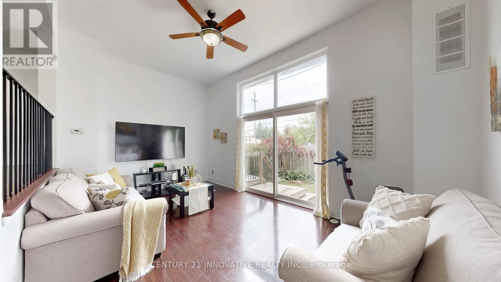 Pickering (liverpool), ON L1V2Y8,1310 Fieldlight BLVD #28