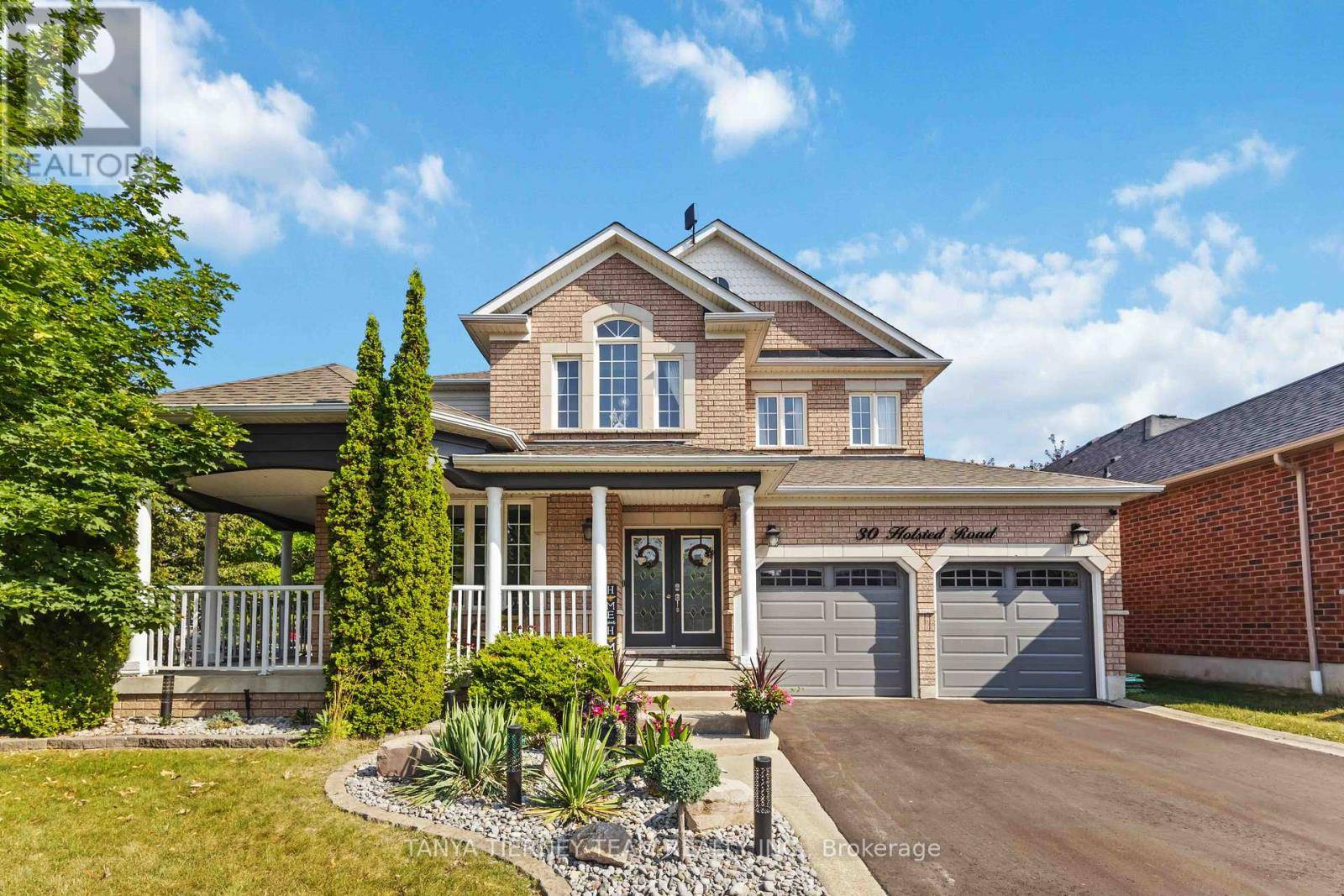30 HOLSTED ROAD, Whitby (brooklin), ON L1M2B9