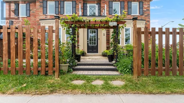 Clarington (bowmanville), ON L1C5L8,1 WOOLNER LANE