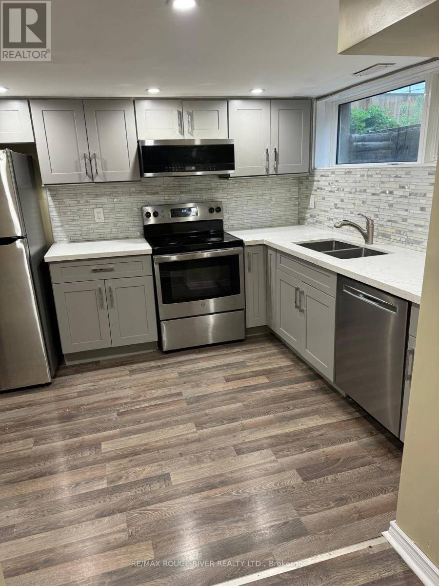 Oshawa (mclaughlin), ON L1J3G9,427 ROSSLAND ROAD W