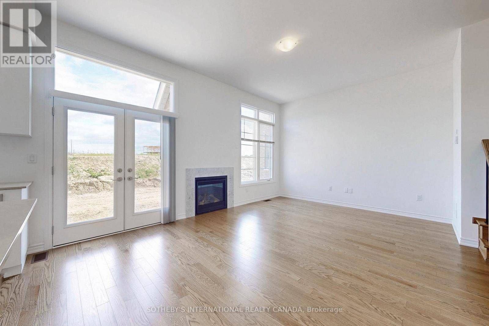 Whitby, ON L1P0R2,30 BRIDGELAND DRIVE S