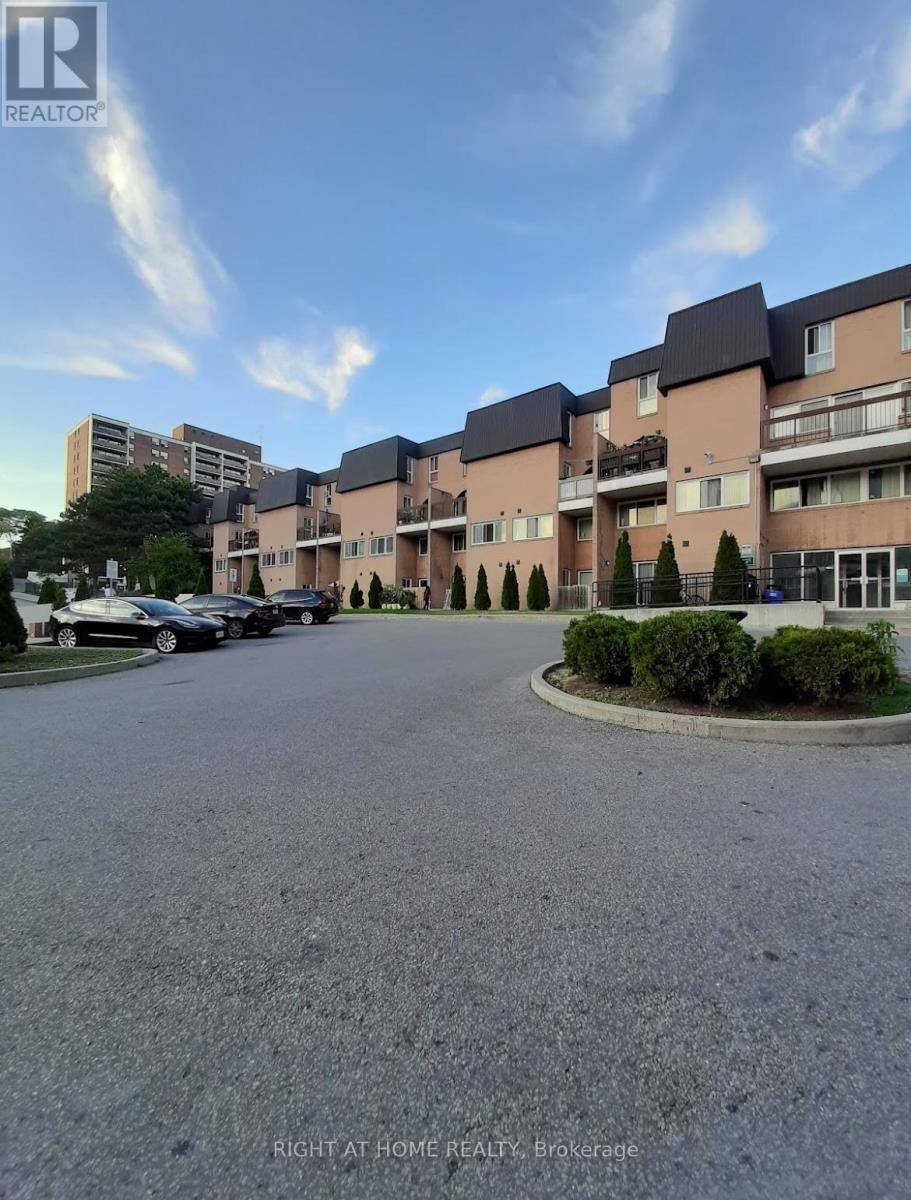 100 Mornelle CT North #1013, Toronto (morningside), ON M1E4X2