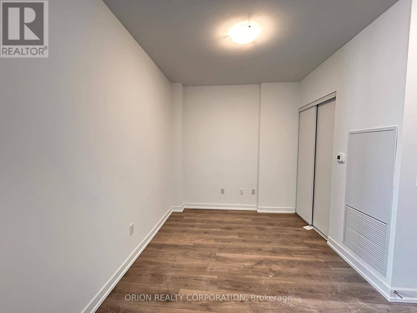 Pickering (bay Ridges), ON L1W0C4,1435 Celebration DR #3002