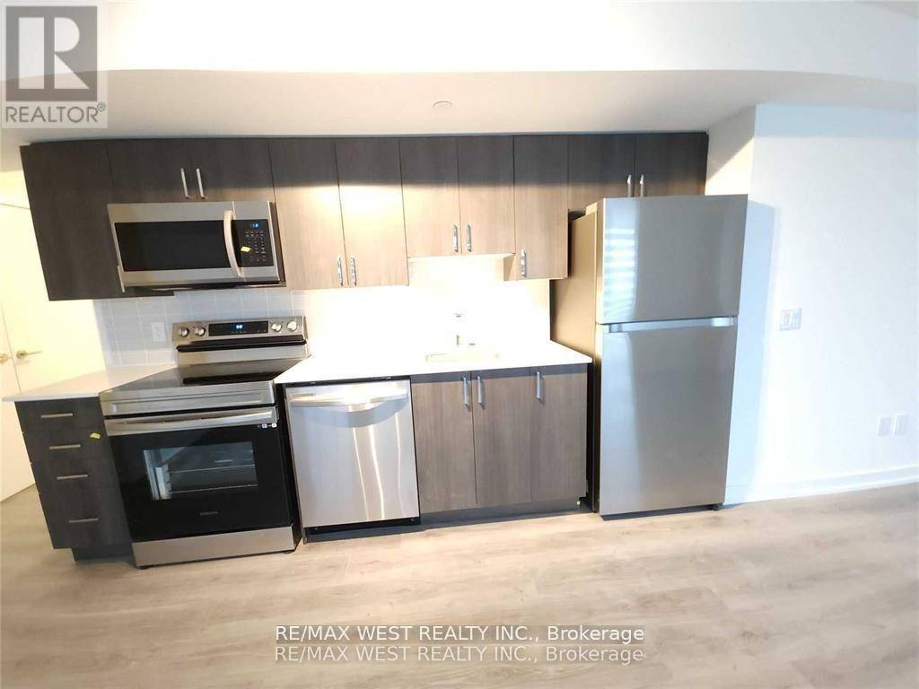 Pickering (bay Ridges), ON L1W3R5,1480 Bayly ST #207