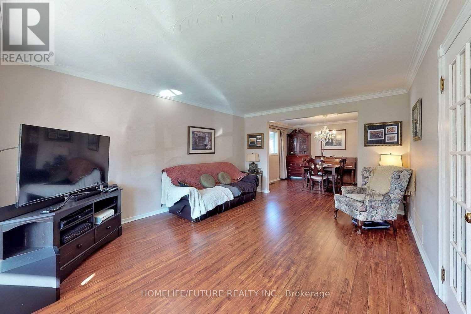 Toronto (agincourt South-malvern West), ON M1S1E4,76 Havendale RD #Main
