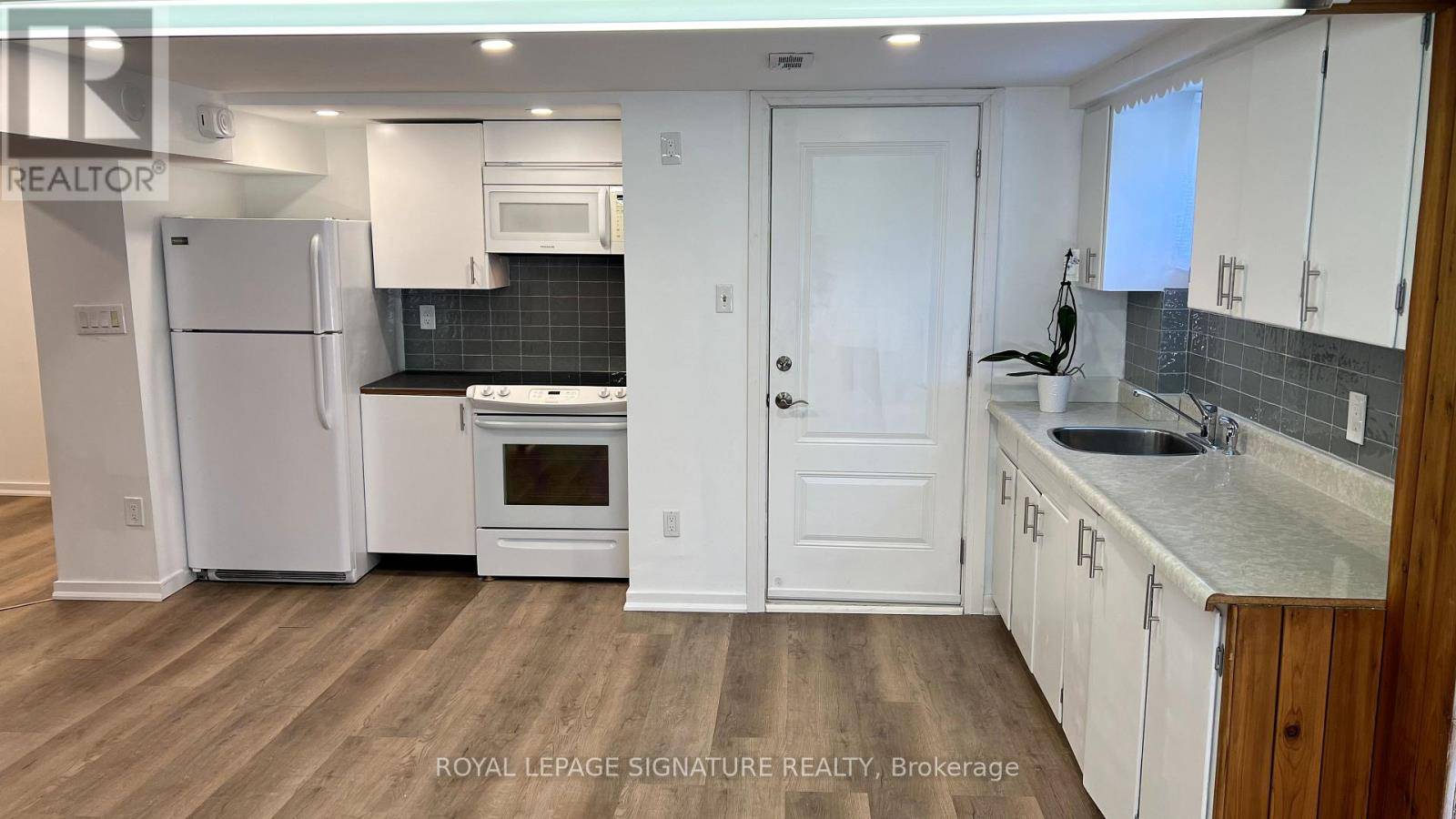 4 WALBON ROAD, Toronto (wexford-maryvale), ON M1R1Z2
