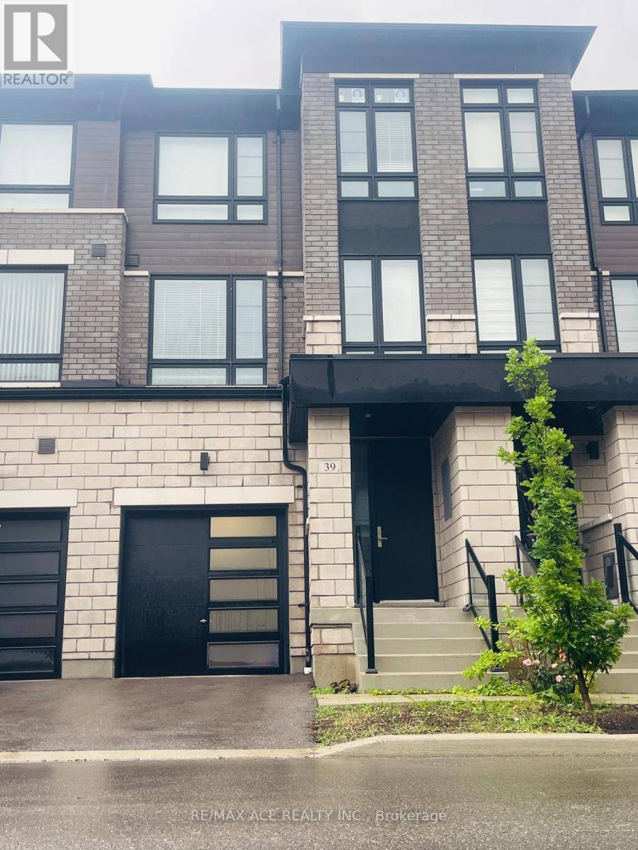 39 LAKE TRAIL WAY, Whitby (brooklin), ON L1M0M3