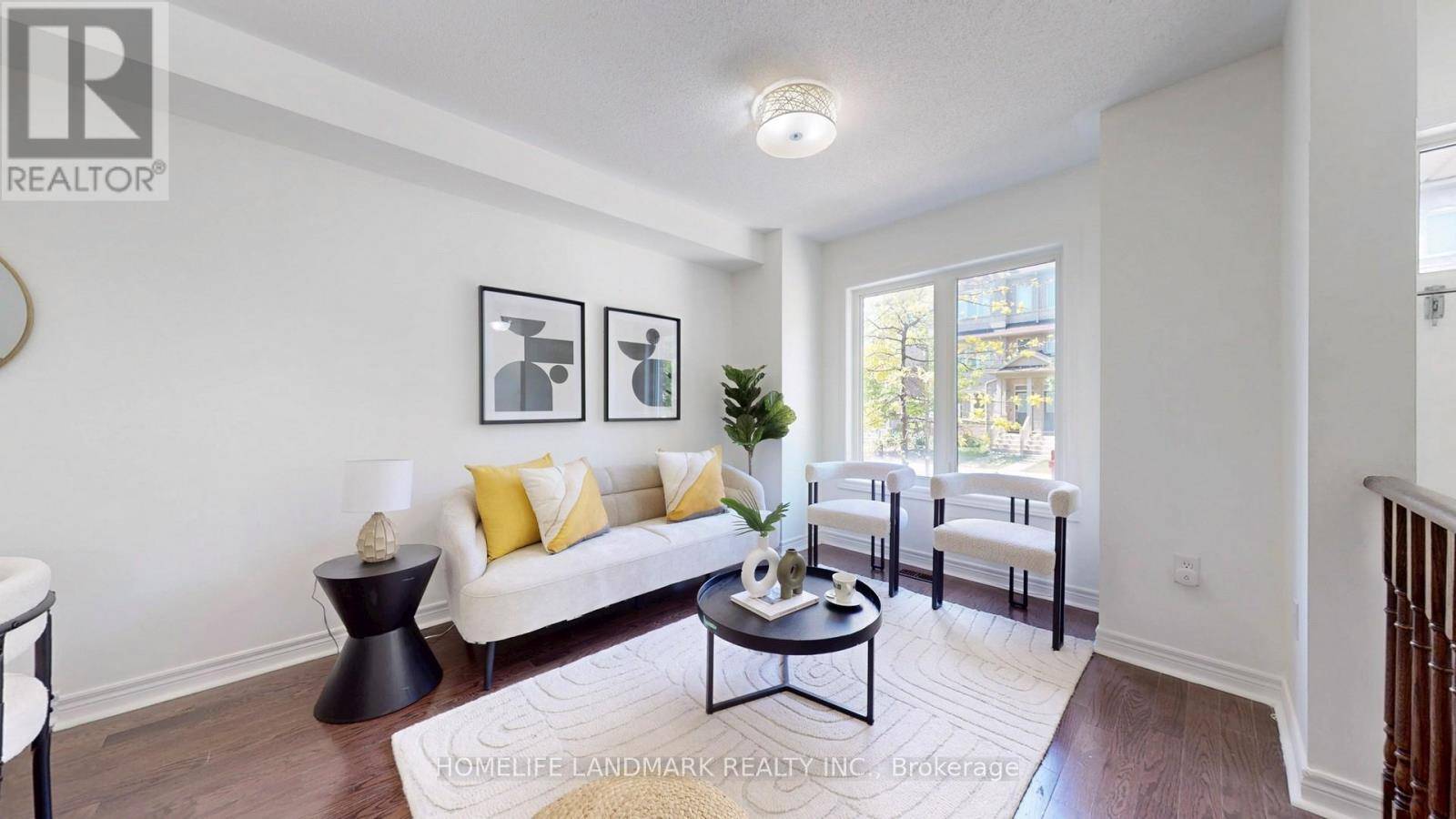 Toronto (dorset Park), ON M1P0C3,7 KAWNEER TERRACE