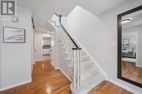 Clarington (courtice), ON L1E1G6,66 CHERRY BLOSSOM CRESCENT